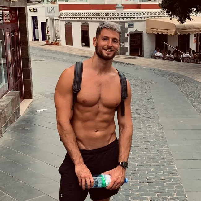Insta: iamphiliptoth aphilozofus