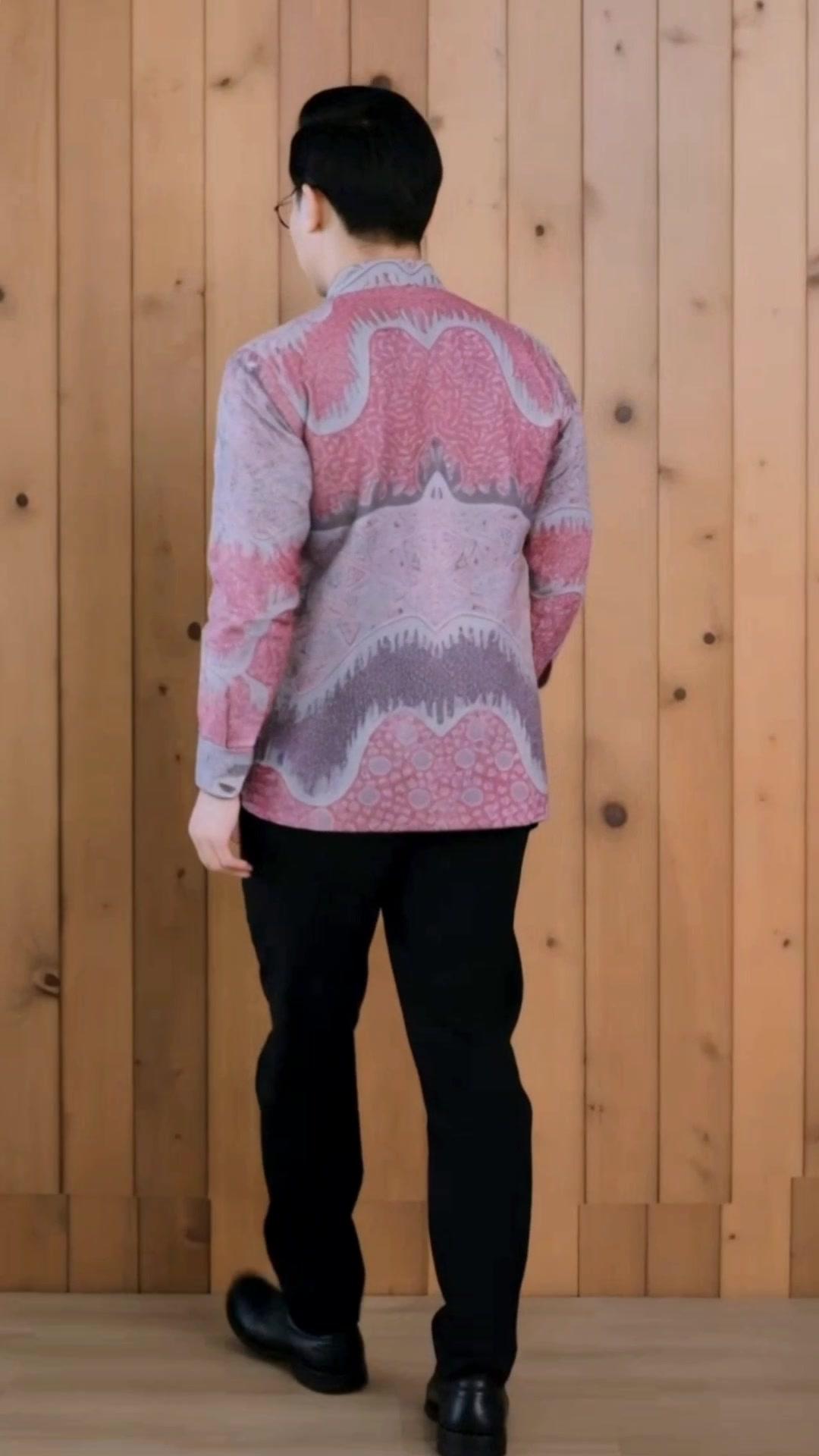 #batik #kemejabatikpria #ootd #outfit #outfitideas