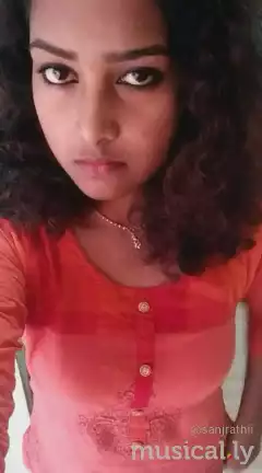 pudhu mookuthi vaangi thara na la...  enga??? 😀😆😘
@shyamvenkatsv 
@ragaviragz26