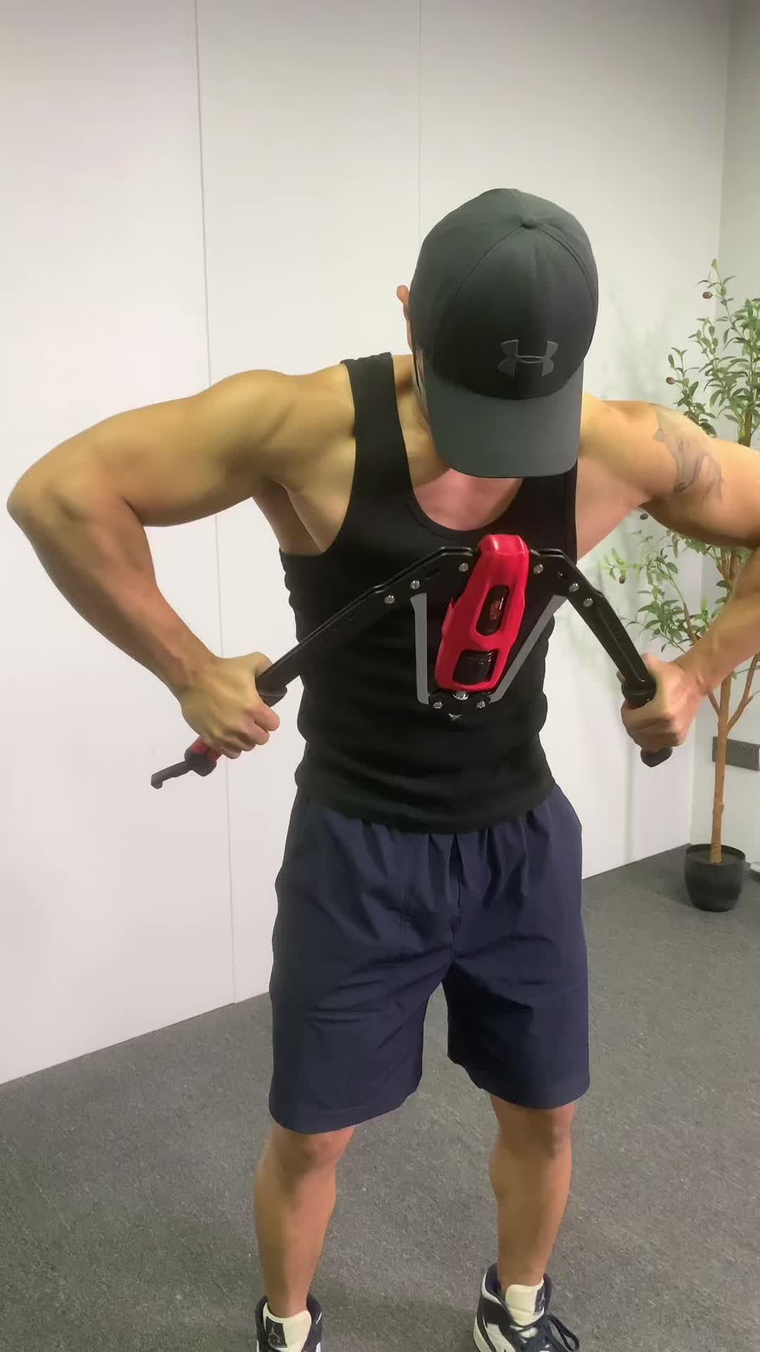 Try it #armworkout #muscle #homegymequipment #homeworkoutideas #christmasgiftideas