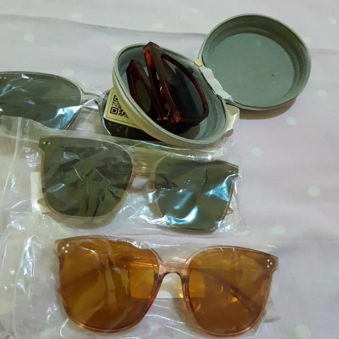 review image 0