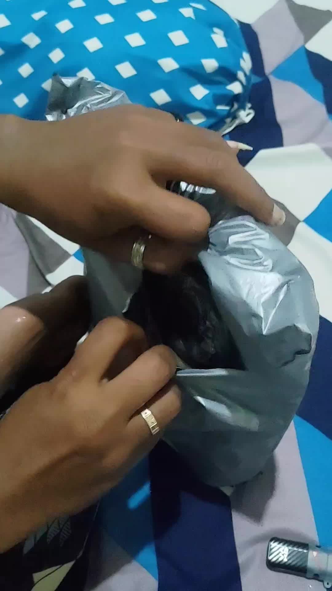 review image 0