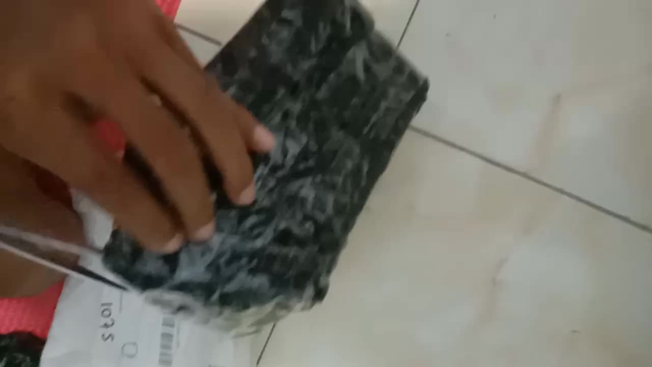 review image 0
