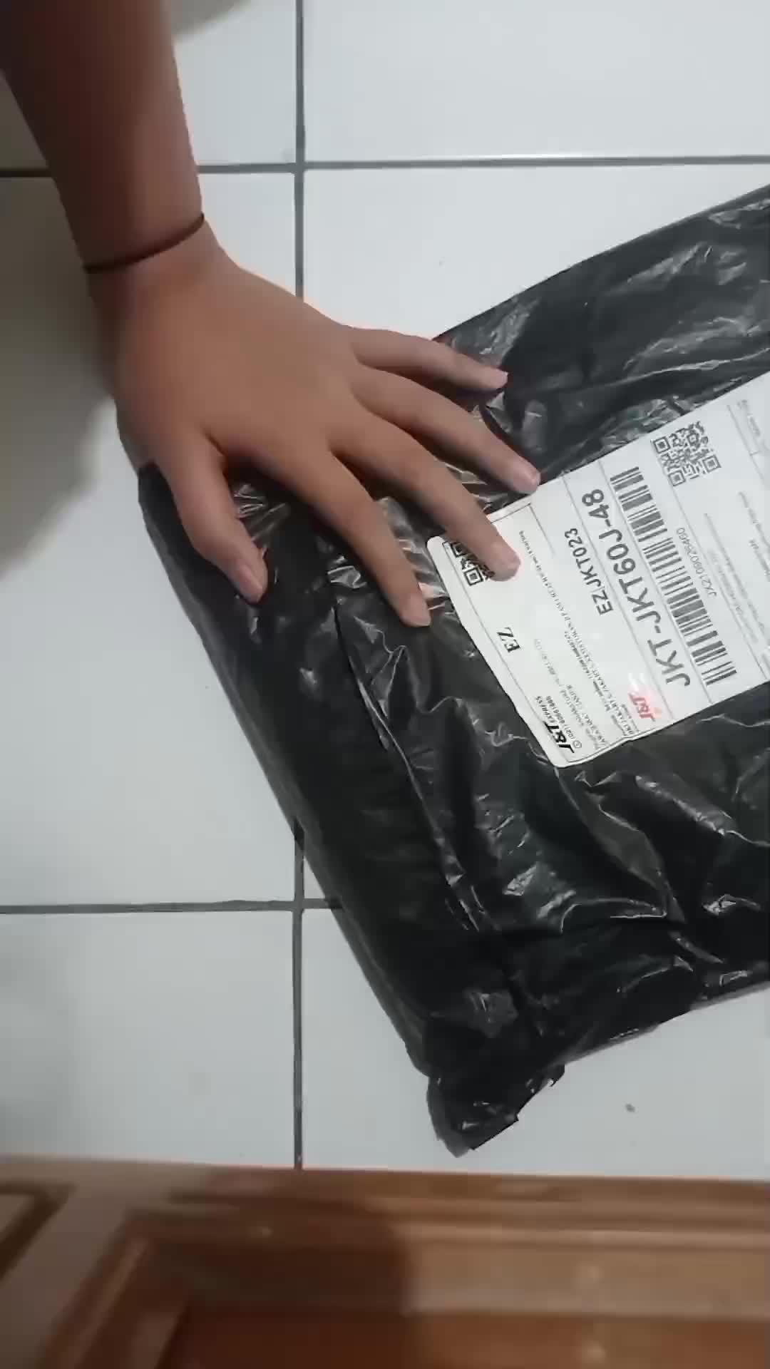 review image 0