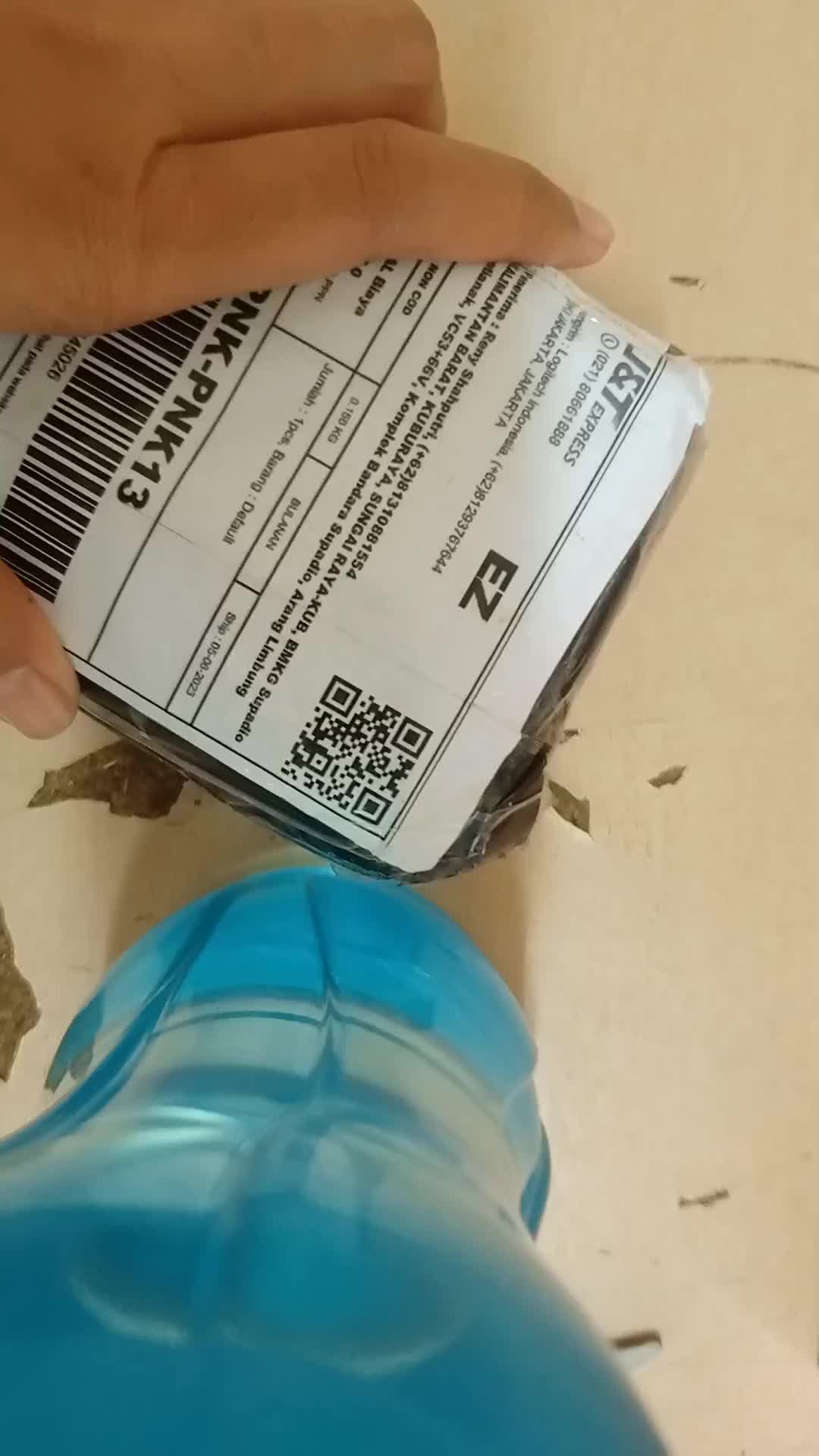 review image 0