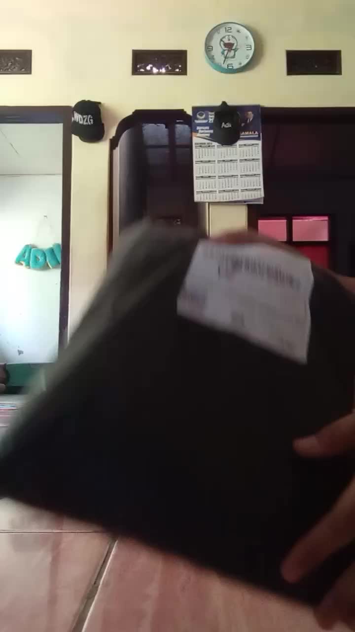 review image 0