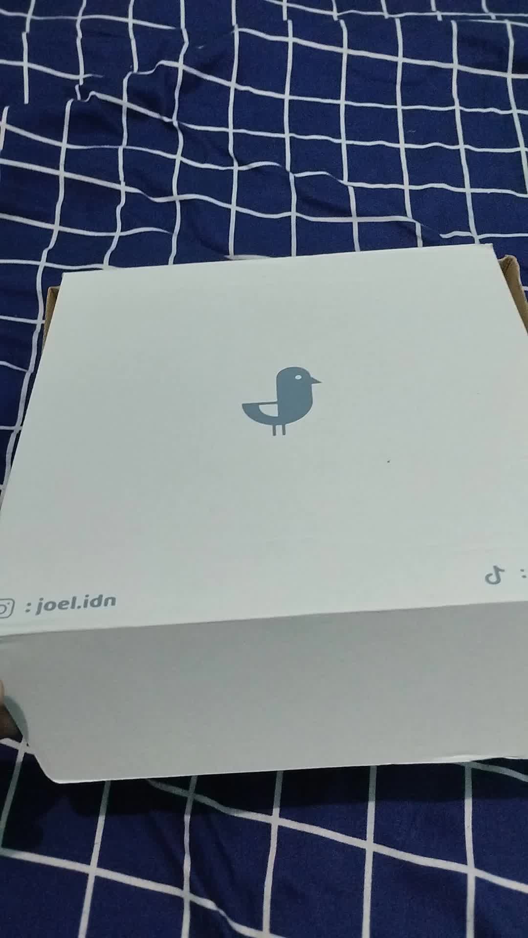 review image 0
