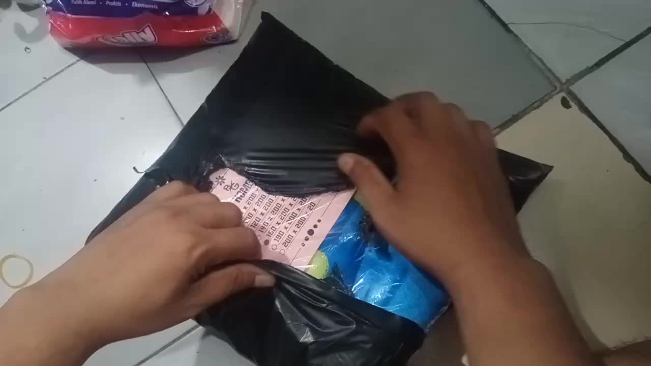 review image 0