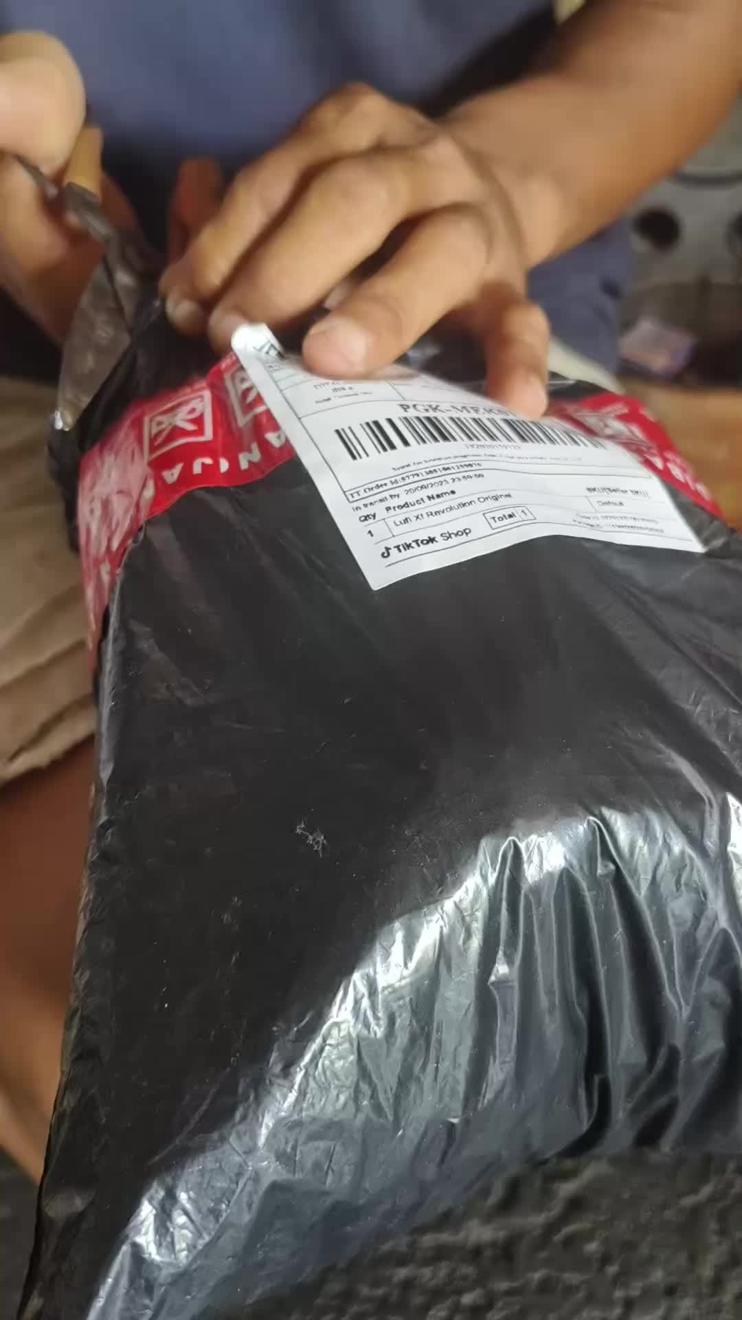 review image 0