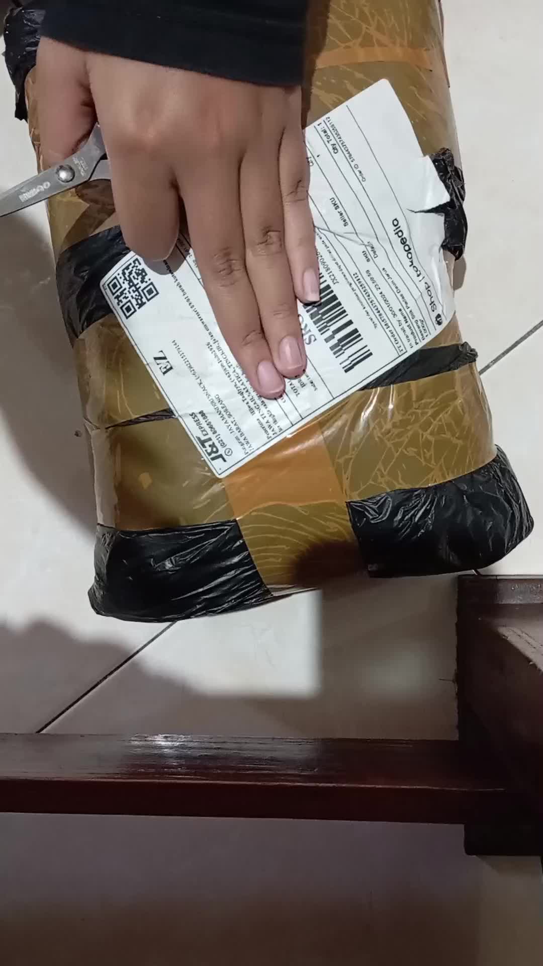 review image 0