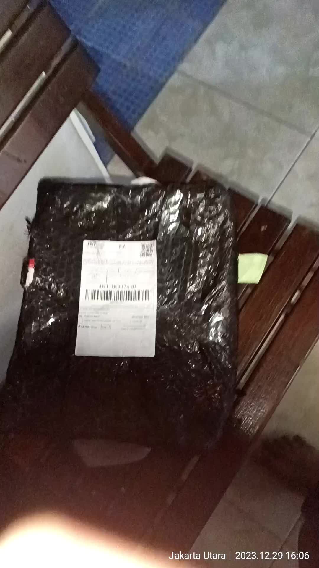 review image 0
