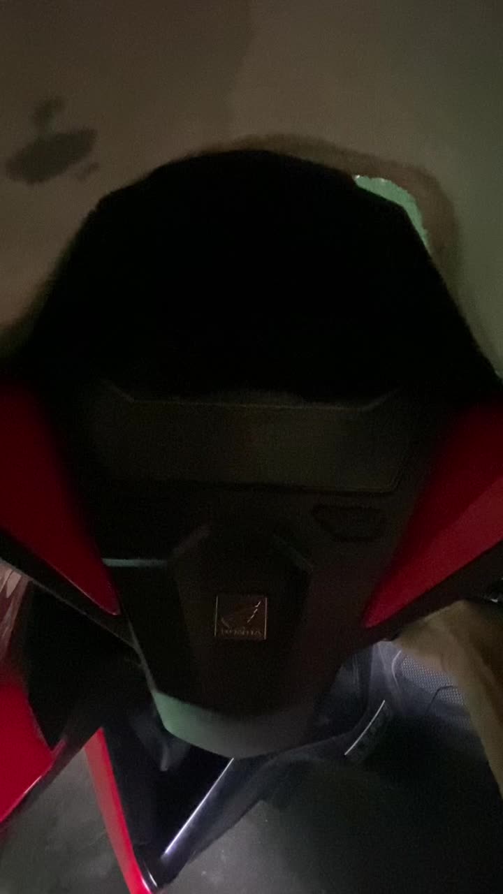 review image 0