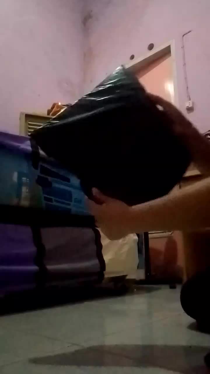 review image 0