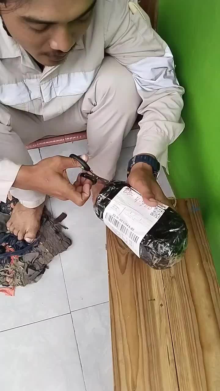 review image 0