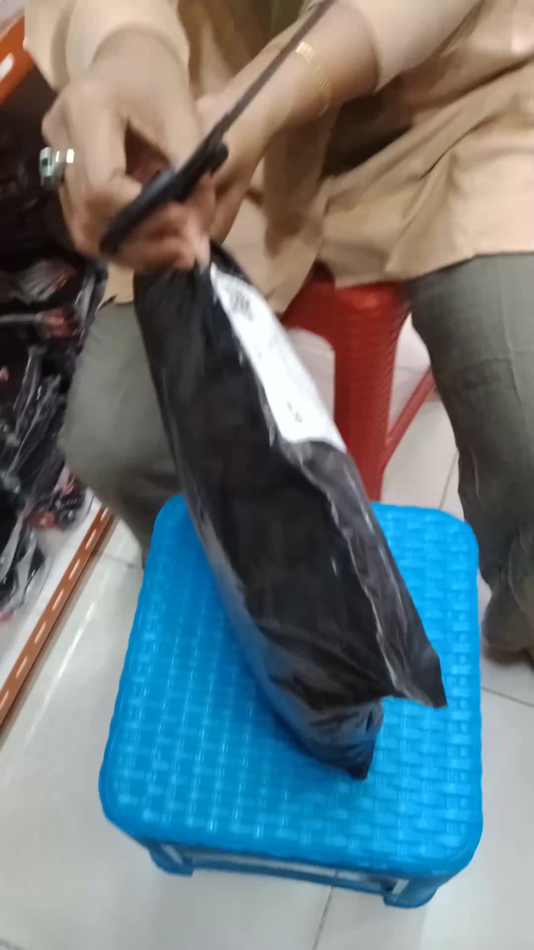 review image 0