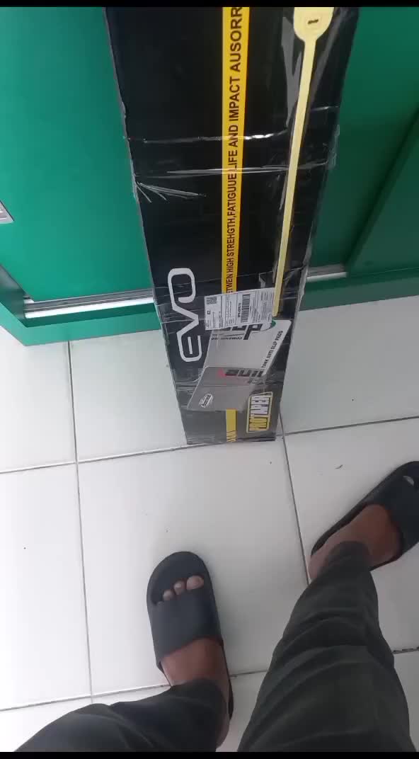 review image 0