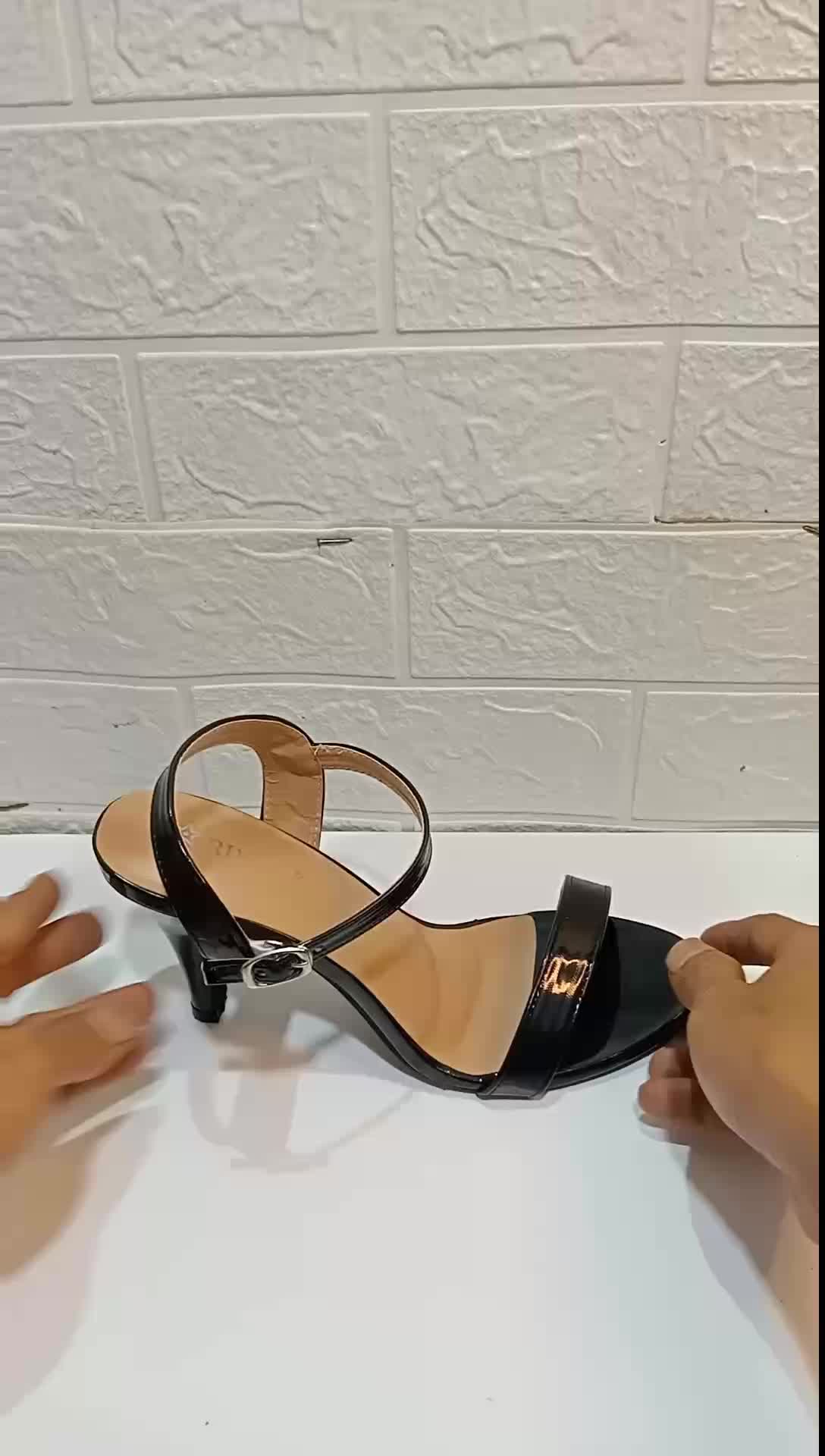 Sendal Wanita Raz Sepasang Shop Model Tali L Kekinian Viral 9 Cm Heels pesta - Ukuran 36-40 - Karet Sandal elegant