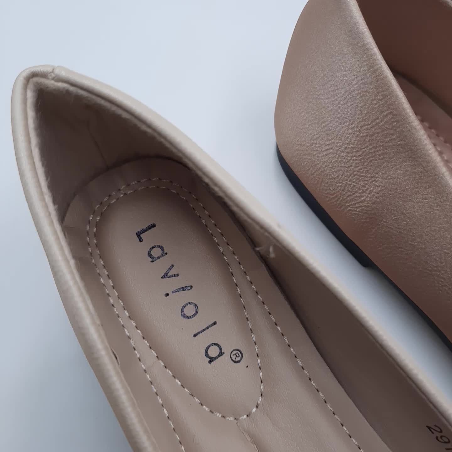 Laviola 2914 LSH - Flat Shoes Wanita Black,Apricot, Salem,Khaki