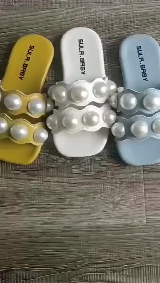 Sandal anak perempuan sandal mutiara lucu bagian bawah lembut non-slip kulit PU flip-flop
