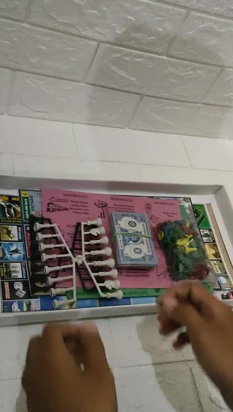 Mainan anak Monopoli 5 in 1 melatih kecerdasan anak / Mainan edukasi Anak / Ludo / Ular tangga / Catur / Halma