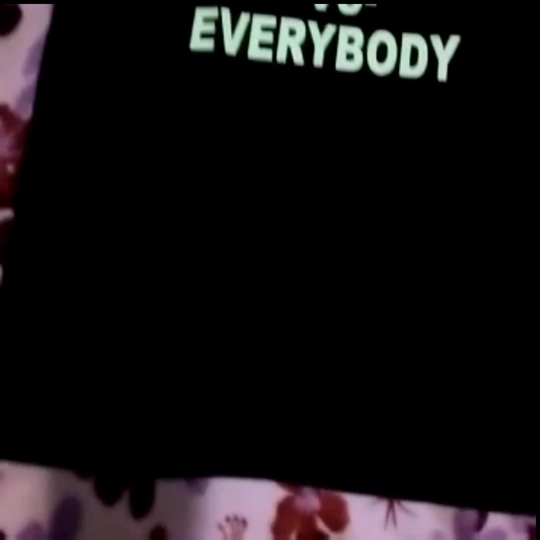 CUSTOM KAOS NAMA VS EVERYBODY GLOW IN THE DARK SATUAN