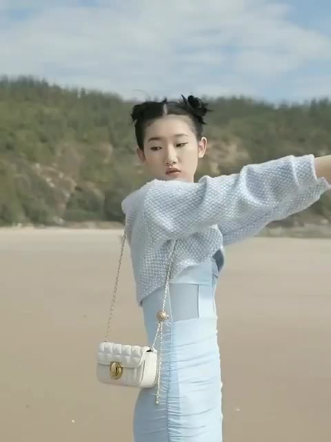 WEIYI Premium Sling Bag Tas Selempang Wanita Murah Tas Selempang Wanita Sling Bag Basic Tas Lucu  CXXC