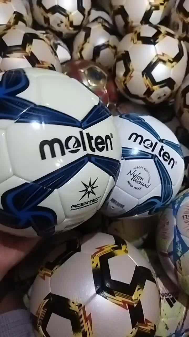 Bola bola Sepak Molten Size 5 Gratis Pentil & Jaring