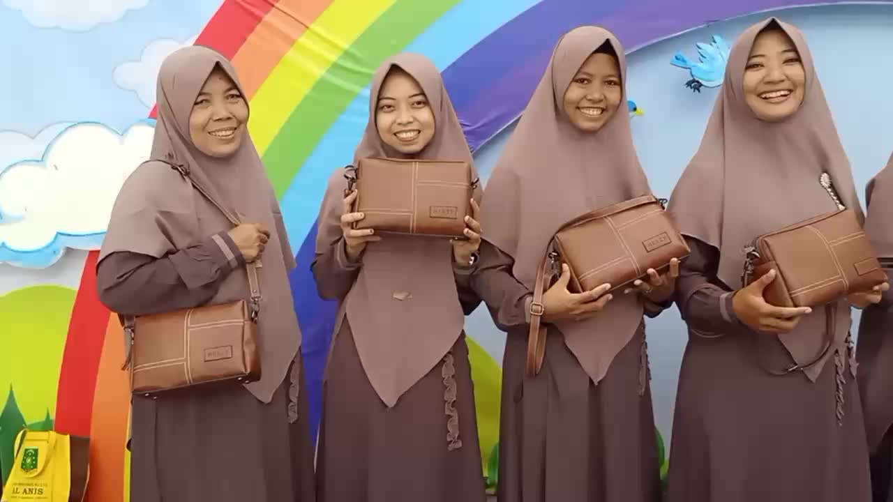 Tas selempang Wanita Adara by Herzy Kulit