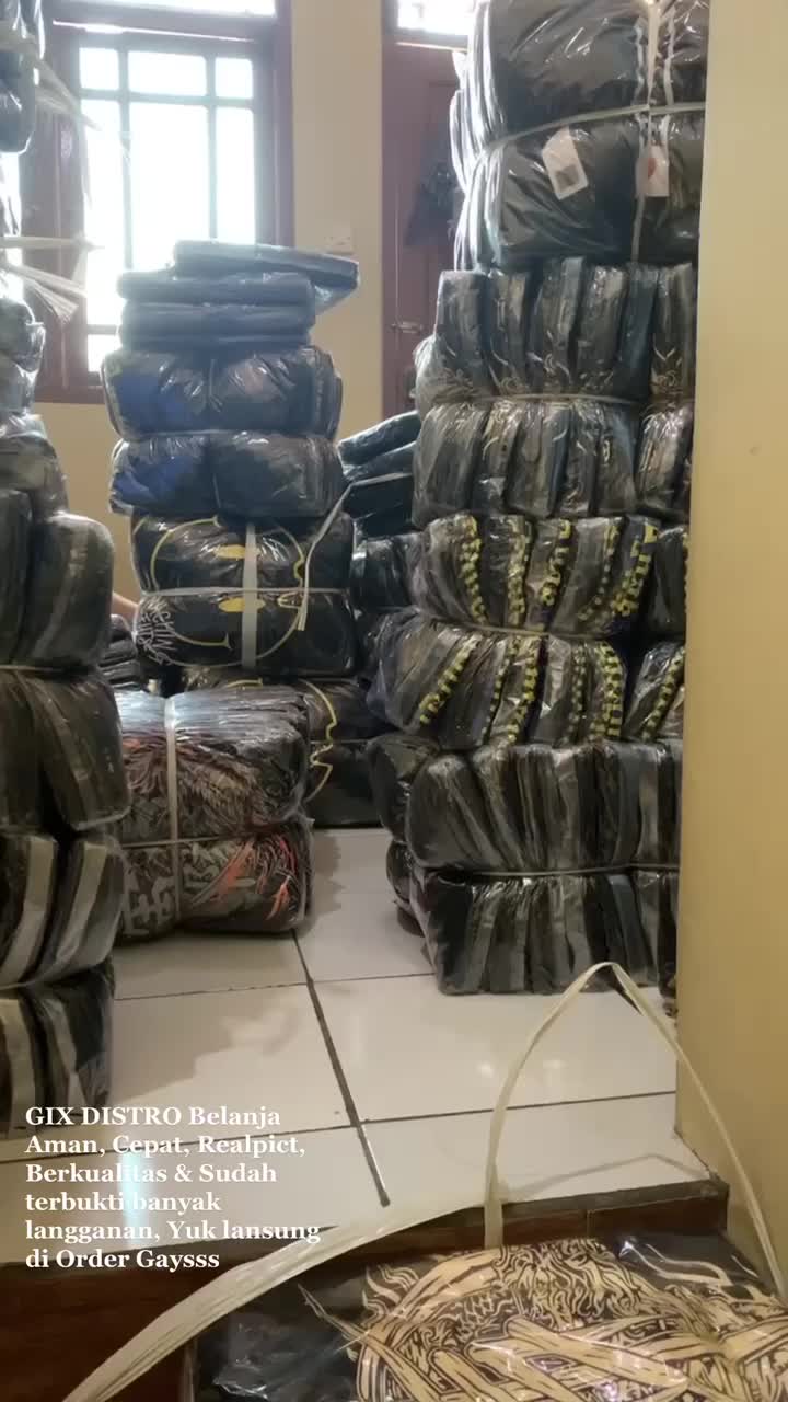 GIX DISTRO / KAOS SAMURAI PEDANG / KAOS SAMURAI ABSTRAK / BAJU SAMURAI TERBARU /  Kaos T-shirt Distro Premium Bergambar / Kaos Desain Jepang Terbaru / Kaos logo Smile / Kaos Distro Cotton Combed / Kaos Bandung / Kaos Smile / Kaos Terbaru / Kas Gambar/