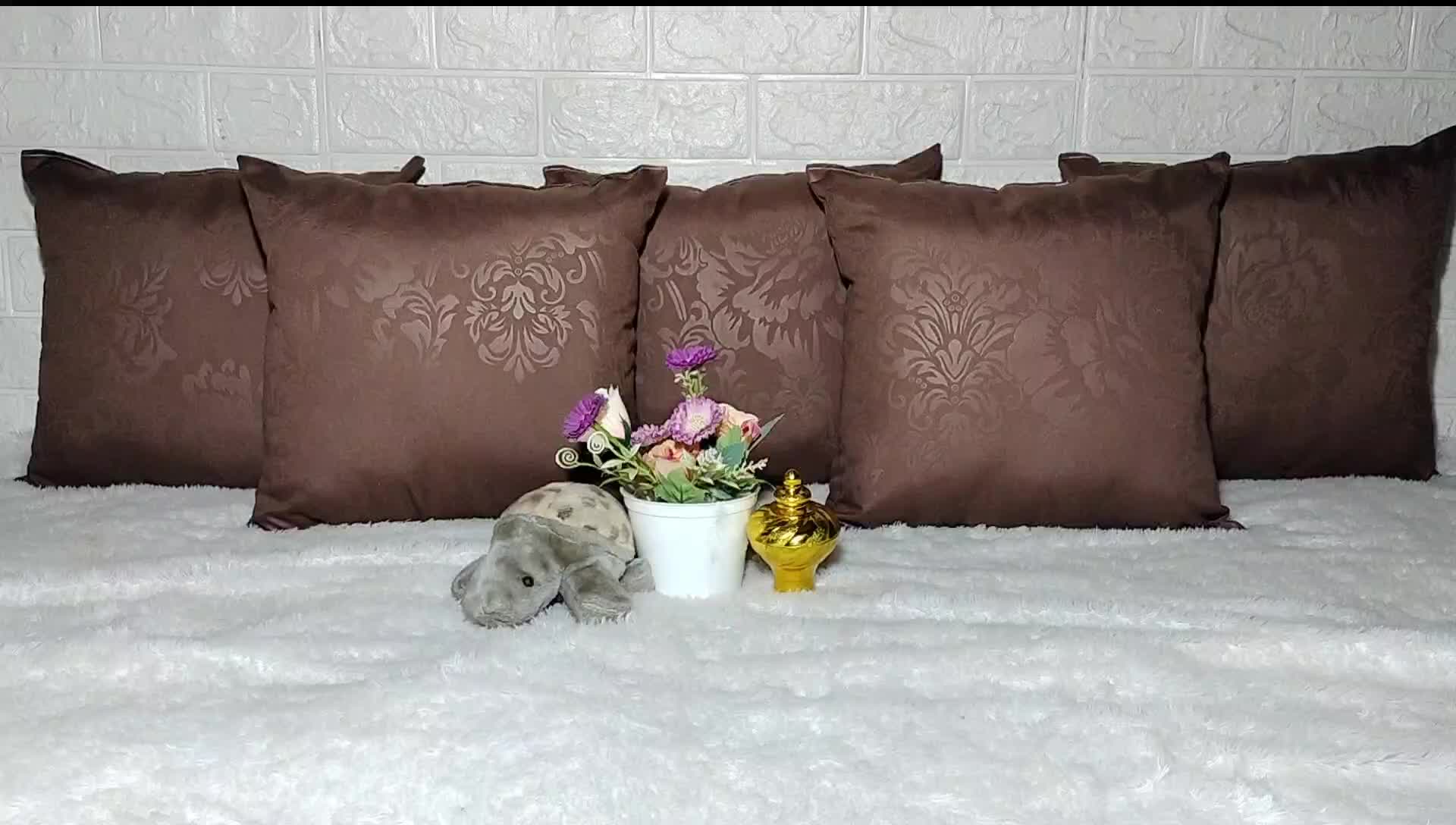 BANTAL SOFA 1 SETT ISI 5PCS Kain EMBOS COKLAT