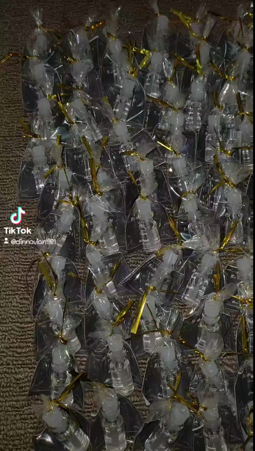 souvernir parfum isi 100 Perfume Wangi