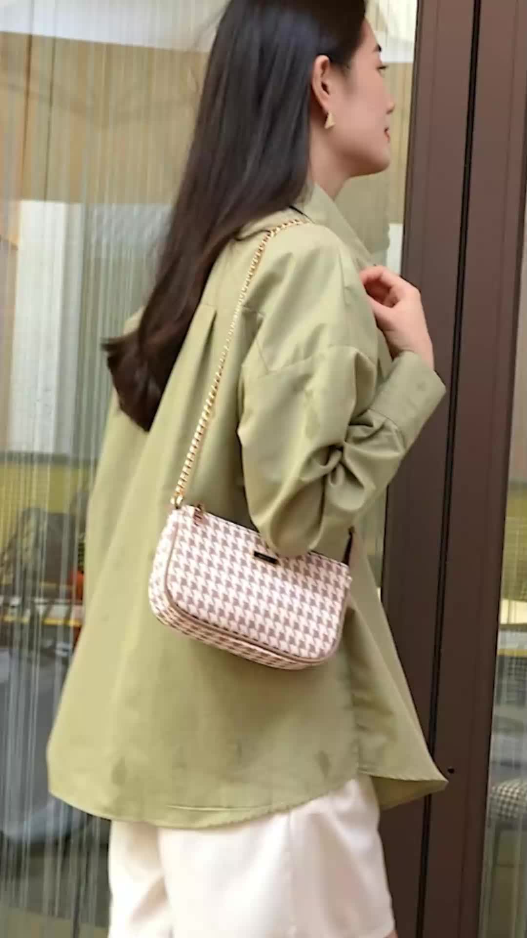 En-ji Rami Slingbag - Almond