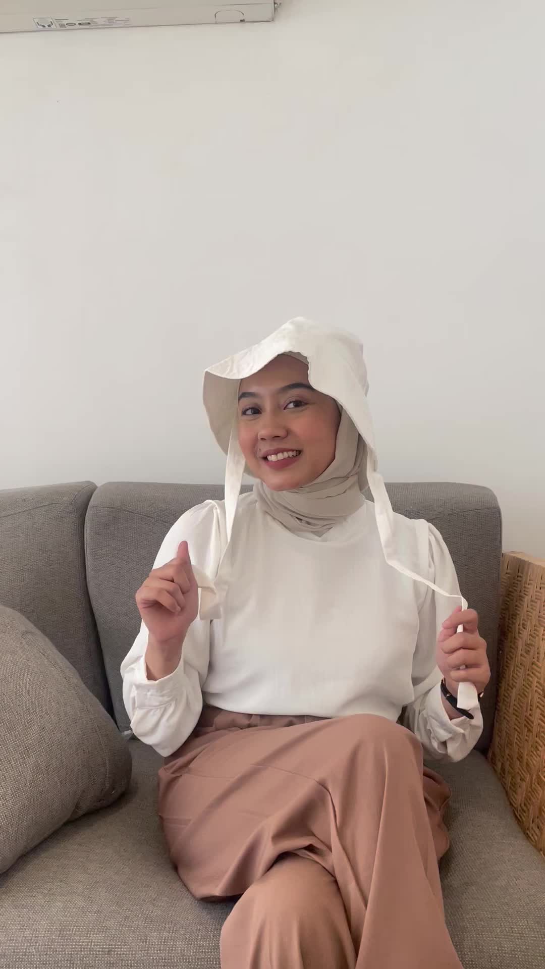 BASARI.ID - Atasan Blouse Broken White - Bahan Crinkle (2201) - Allora Blouse White