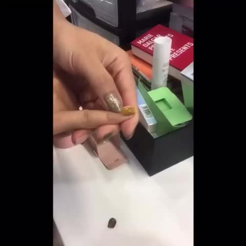 KMN Kutek Peel Off Halal Tahan Lama Wangi Cat Kuku Halal Muslimah Bisa di Kupas Nail Polish 10ml Art