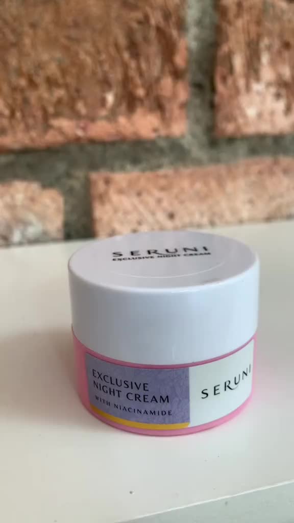 Paket Bundling Seruni Exclusive Day Cream & Exclusive Night Cream niacinamide wajah mencerahkan  Acid Hyaluronic