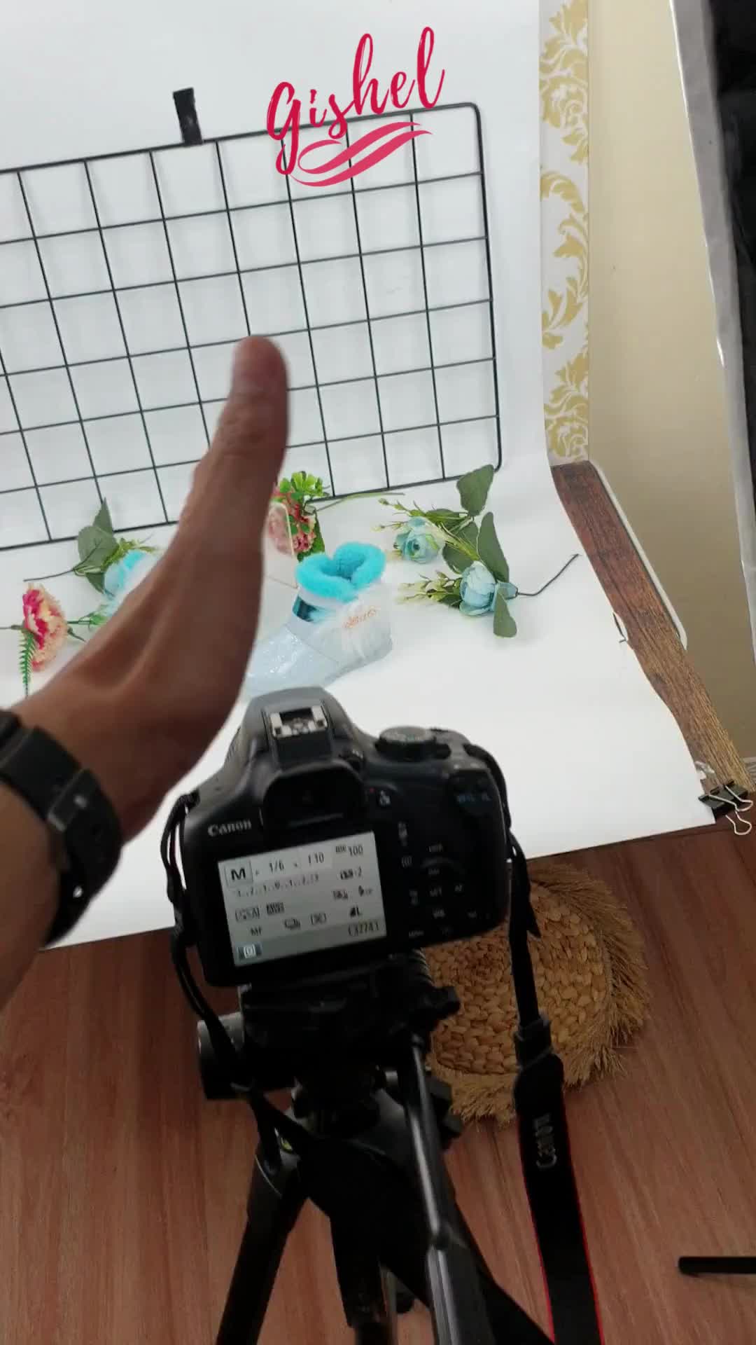 Sepatu Anak Perempuan Boot LED Bintik Bulu Kaki Fashion