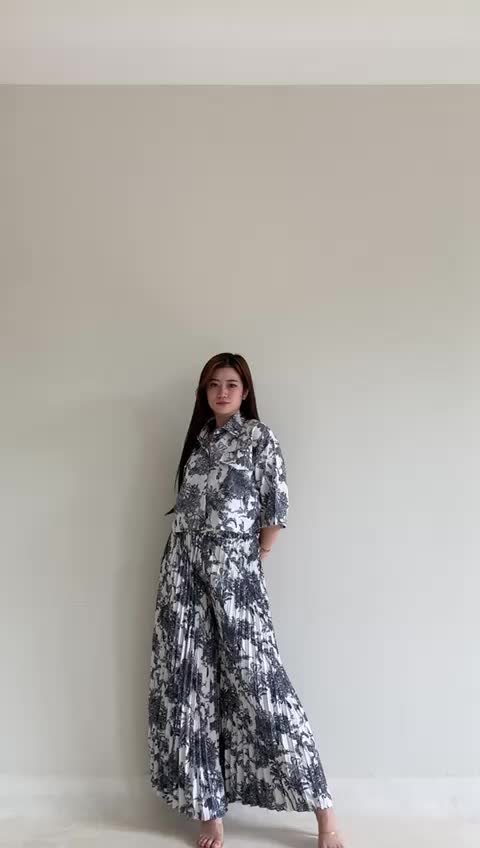 ALICE SET - FLAMINGO | ONE SET CROP TOP & CELANA KULOT REMPEL | SETELAN CROP TOP & CELANA KULOT PLISKET