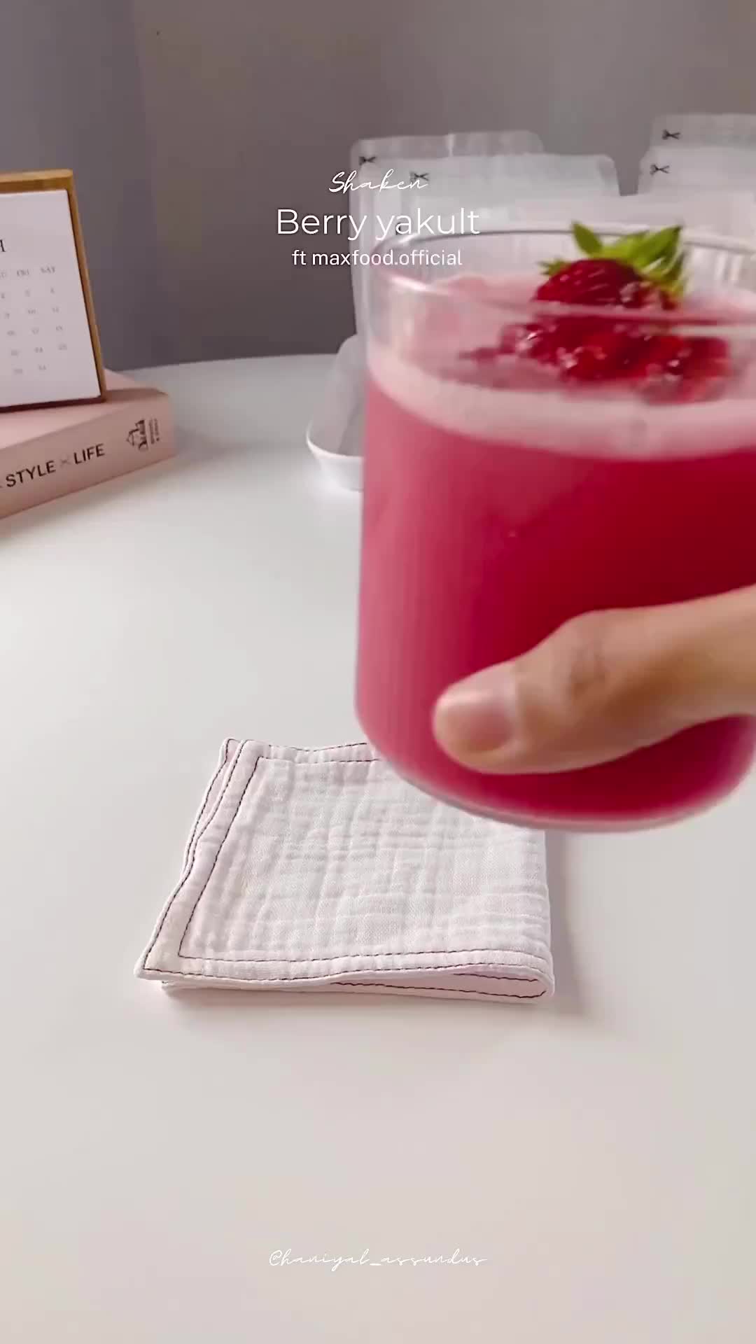 MAXFOOD - Strawberry Squash Powder Drink / Bubuk Serbuk Minuman Squash Rasa Stroberi