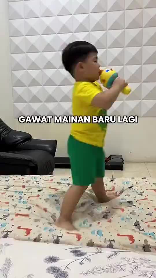 Mikrofon anak multifungsi/mikrofon pengubah suara nirkabel bluetooth/Mikrofon Nyanyi dengan Speaker/Mainan Mikrofon Language Toys Music Accessories