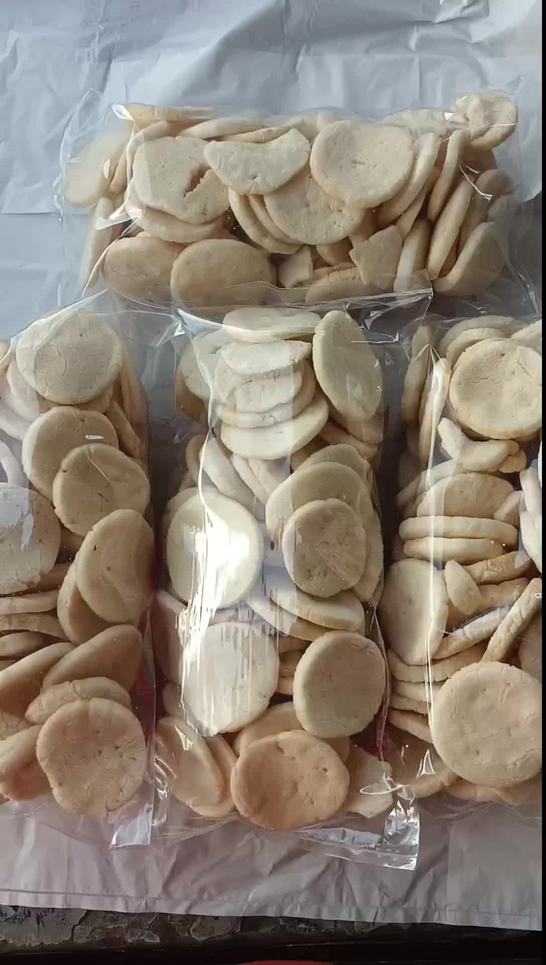 Paket i ( kancing super 4 bungkus)semua 250 gram atau 1 kg.
