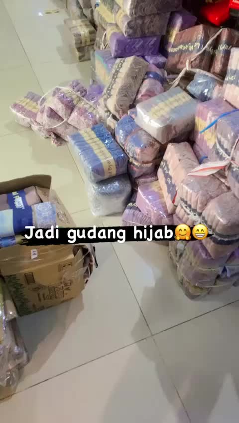 kerudung hijab muslim segi empat square voal polos lasercut basic standart