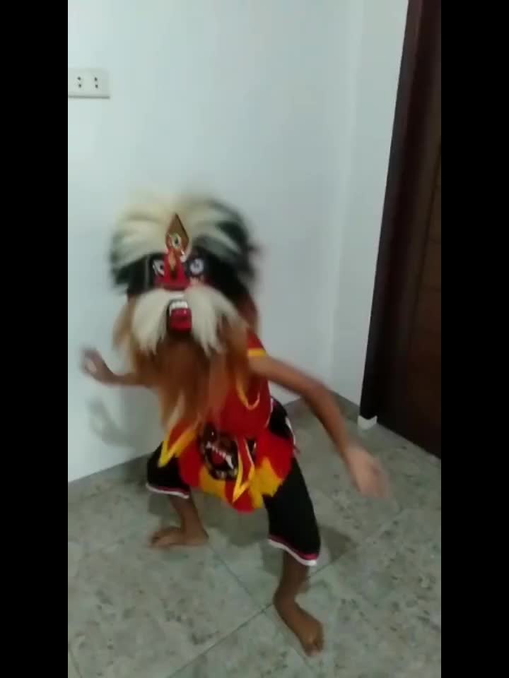 TOPENG BUJANG GANONG PONOROGO BULU SINTETIS MAINAN anak Masker Festival Halloween