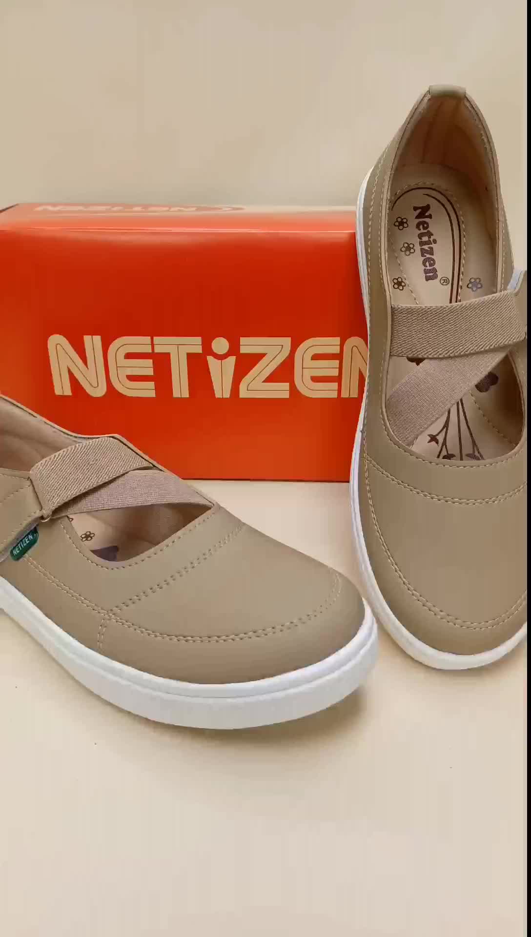 slip on wanita model kickers tersedia bigsize 41-45. New aulia 31 (netizen) Karet Shoes