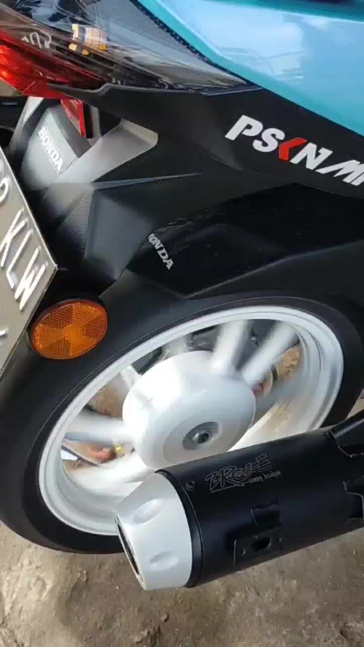 Knalpot beat / scoopy dudukan 2