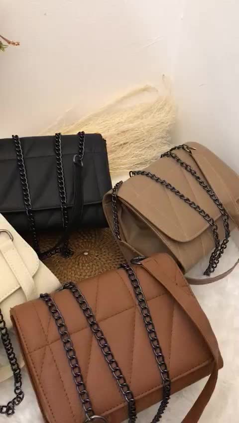 Irvanbagshop - Tas Wanita Selempang Zoly Slingbag Rantai