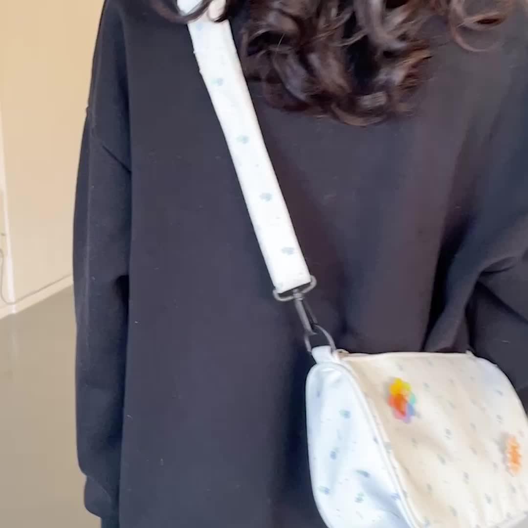 Mismi Deborah Bag Tas Selempang Wanita Korean Style Flower Sling Bag Perempuan Trendy - 38D