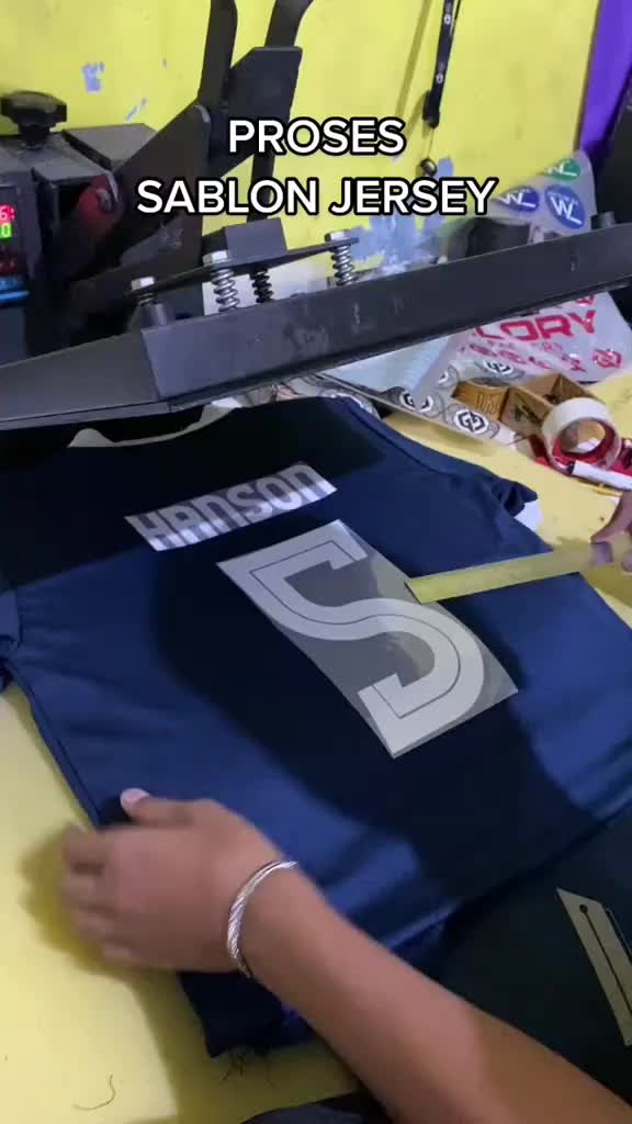 Custom Gratis Nama Nomor Punggung Jersey Bola Baju Futsal Baju Terbaru Dewasa Baju Bola Sepak Pria Wanita Untuk Baju Olahraga