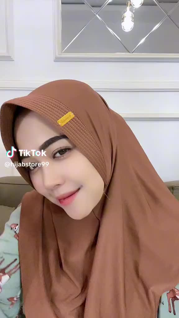 (ISI 7 PCS) BERGO HAMIDA SIZE ( M ) LABEL BESI PREMIUM Jilbab Muslim Nyaman Instan