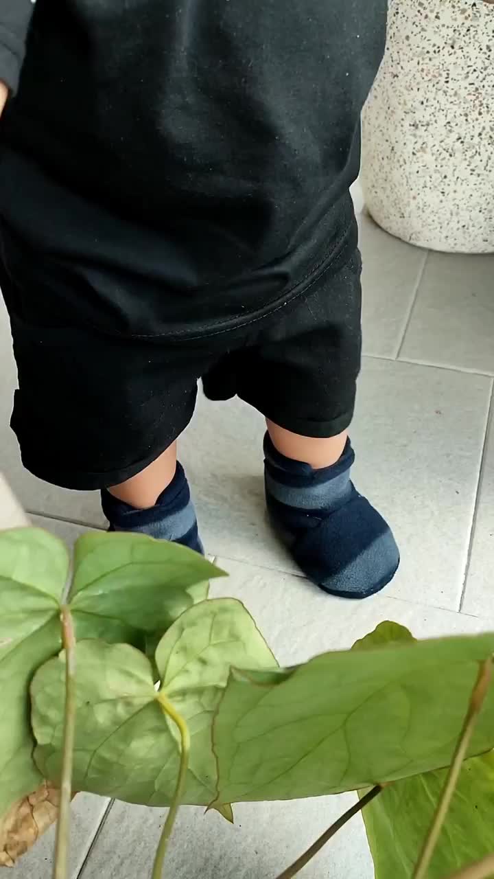 Prewalker Cuddleme Sepatu Anak Anti Licin