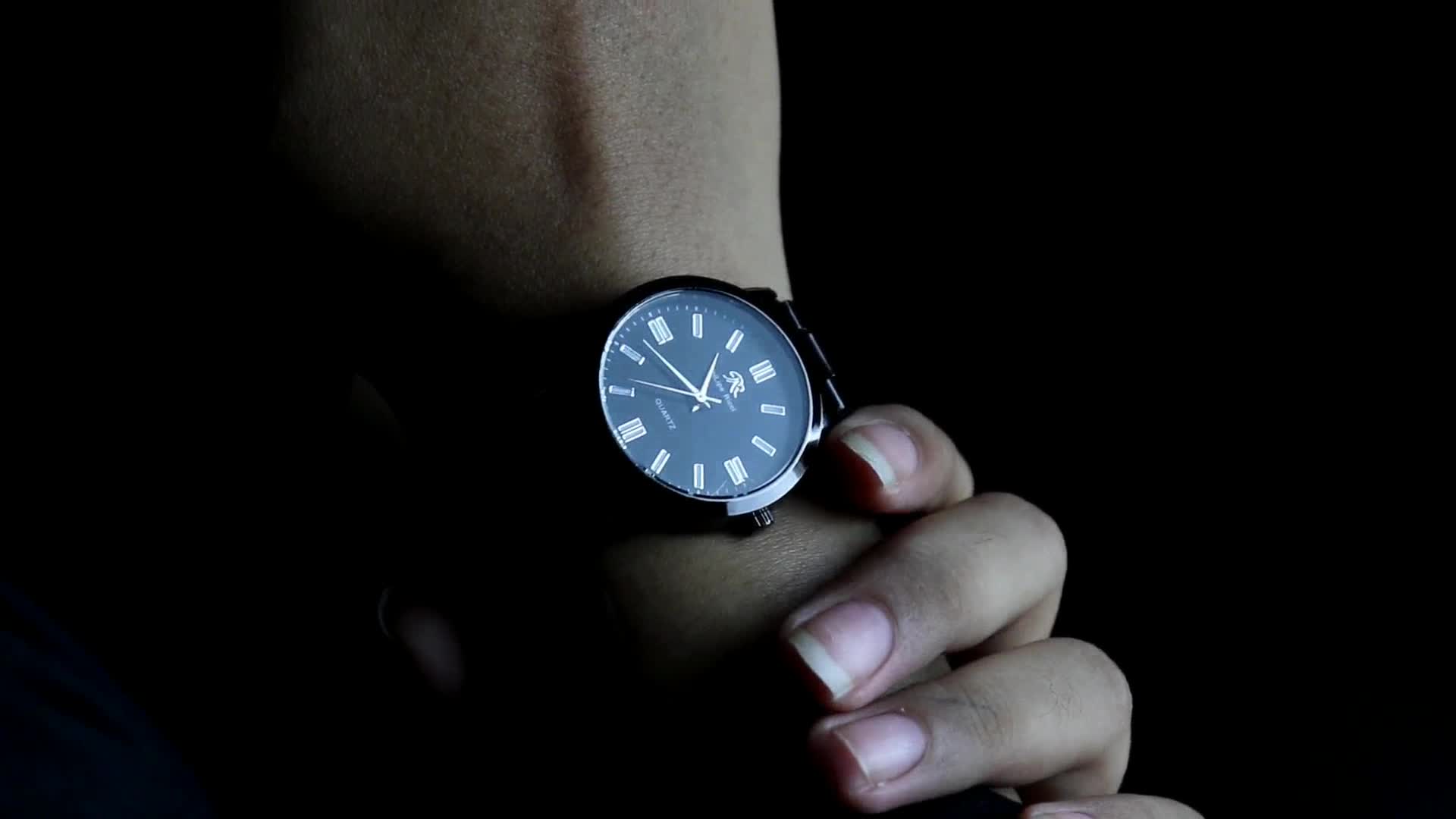 PhiLipe Ricci Jam Tangan Wanita Rantai Besi Analog Black Series WBLCK21 Exclusive Launch